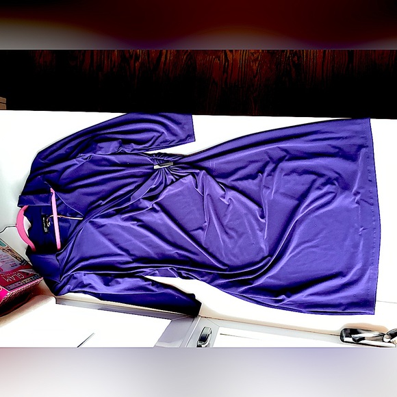 Navy Wrap Dess - Picture 1 of 8